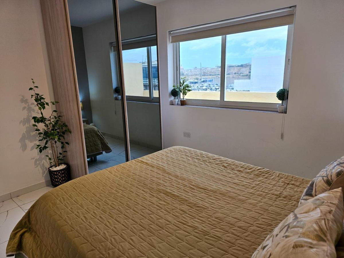 Mive Luxury Sea View Penthouse Apartment Gzira Luaran gambar