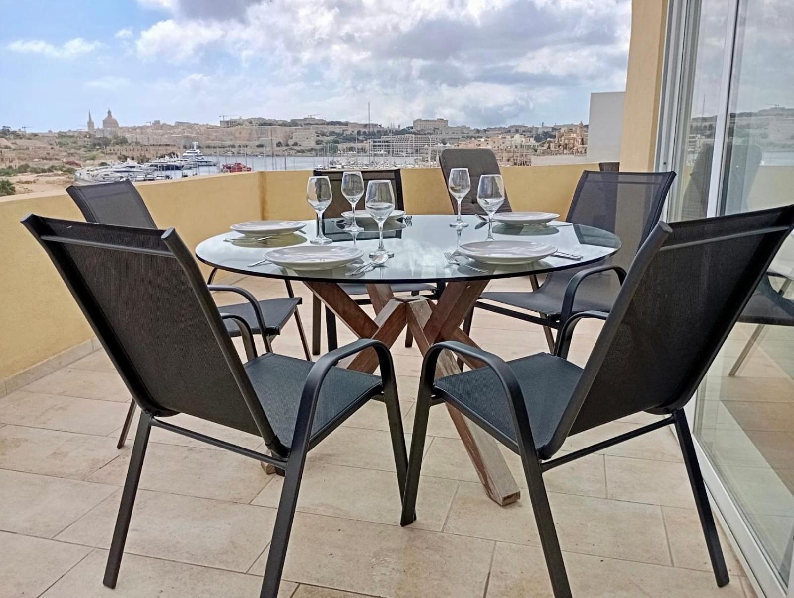Mive Luxury Sea View Penthouse Apartment Gzira Luaran gambar