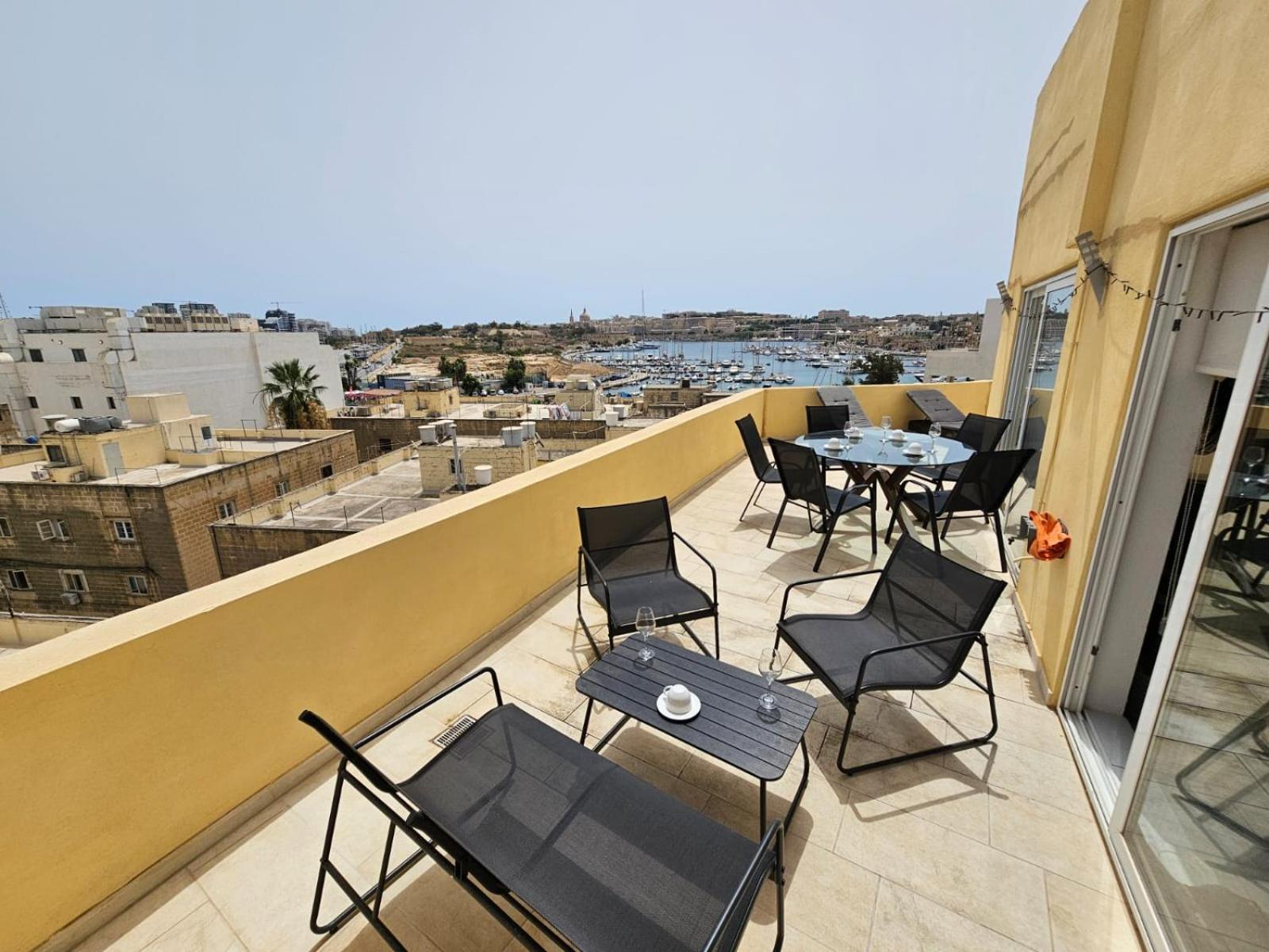 Mive Luxury Sea View Penthouse Apartment Gzira Luaran gambar
