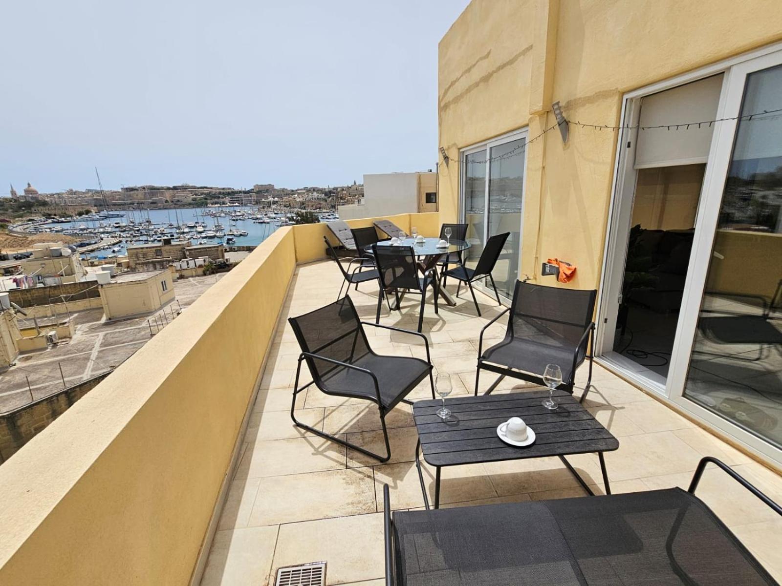 Mive Luxury Sea View Penthouse Apartment Gzira Luaran gambar
