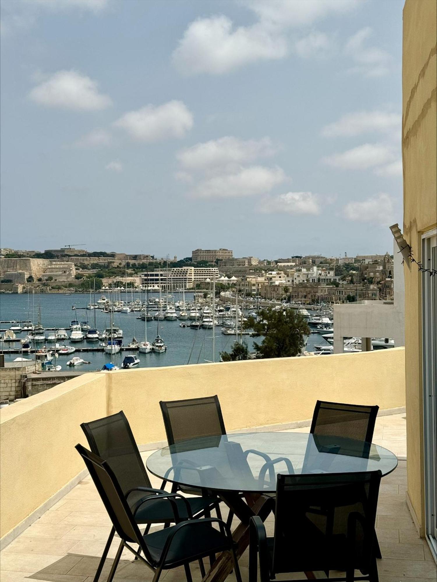 Mive Luxury Sea View Penthouse Apartment Gzira Luaran gambar